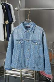 Picture of LV Sweater Suits _SKULVS-XLhgntx2141145